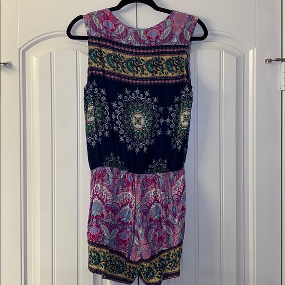 Romper - Picture 2 of 2
